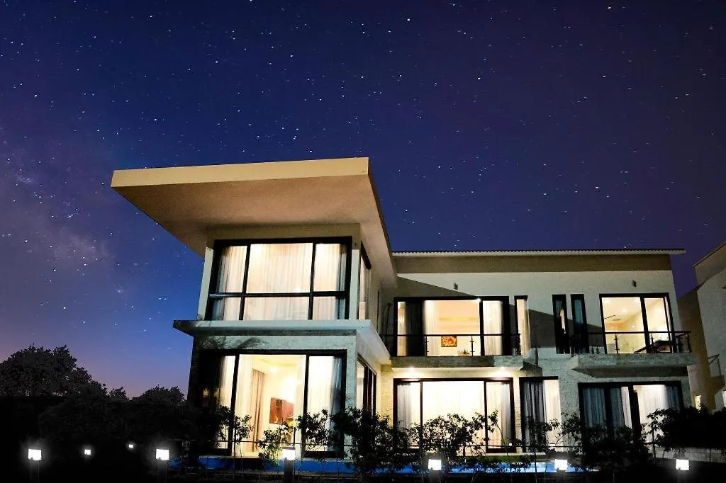 Diamond Bay Golf And Villas Nha Trang Vietnam