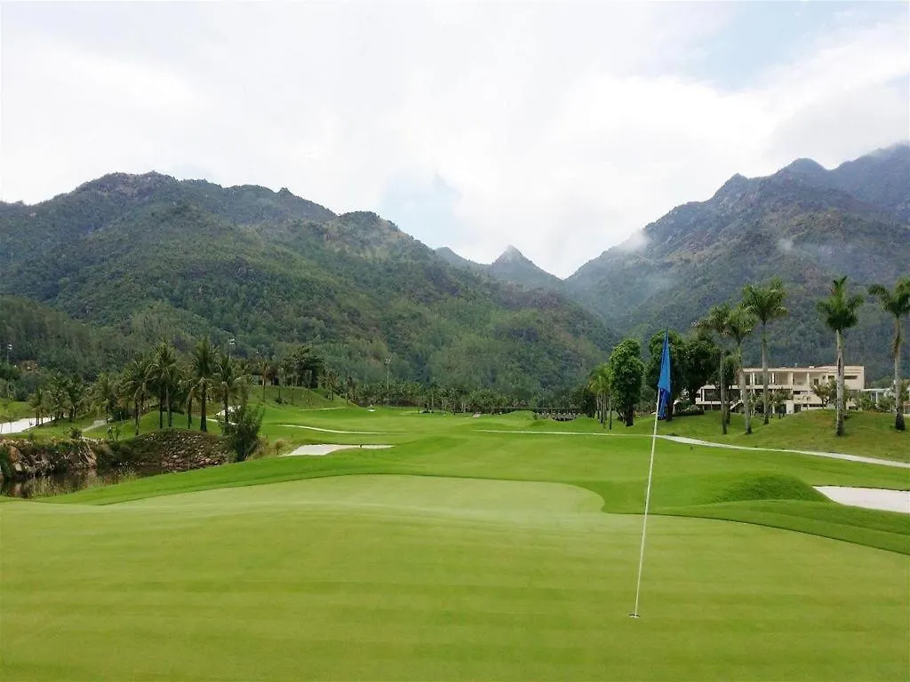 ***** Resort Diamond Bay Golf And Villas Nha Trang Vietnam