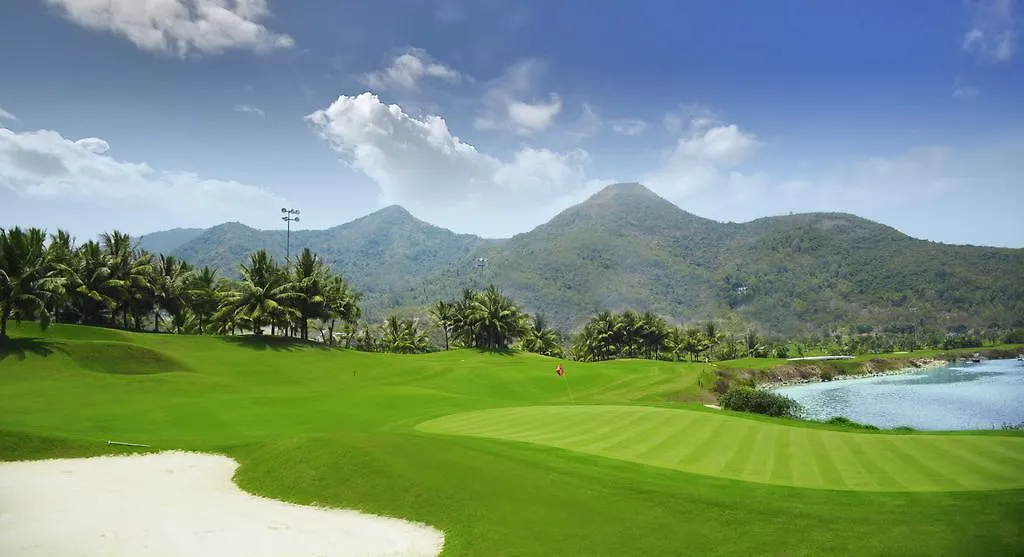 Diamond Bay Golf And Villas Nha Trang Resort