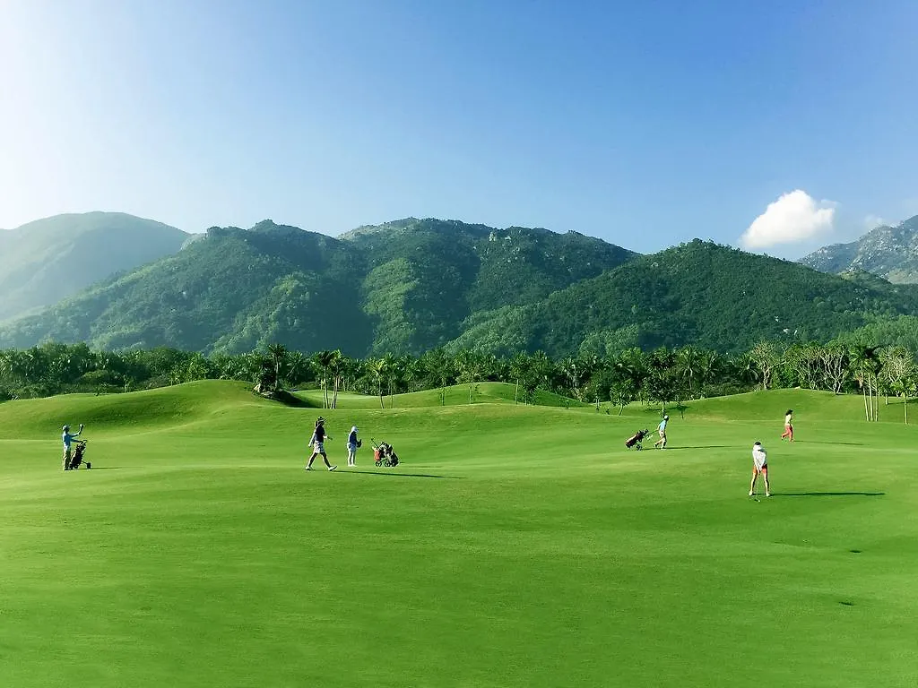 Resort Diamond Bay Golf And Villas Nha Trang