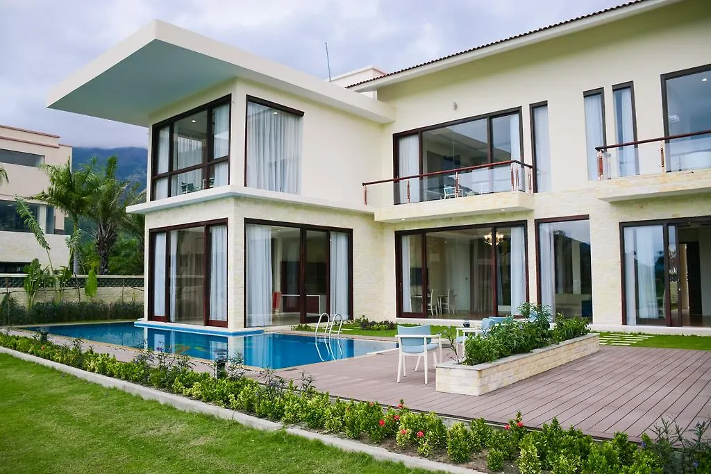 Resort Diamond Bay Golf And Villas Nha Trang