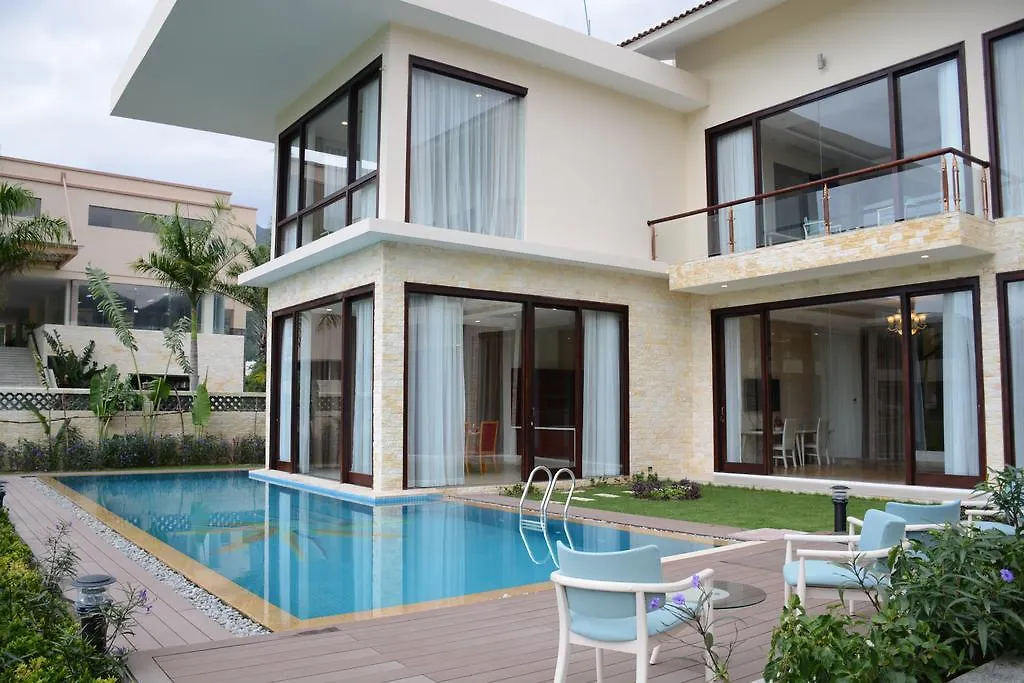 Diamond Bay Golf And Villas Nha Trang