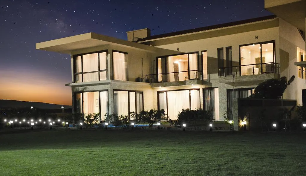 Diamond Bay Golf And Villas Nha Trang Resort