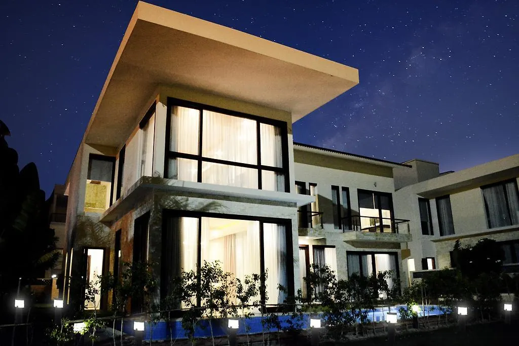 Resort Diamond Bay Golf And Villas Nha Trang