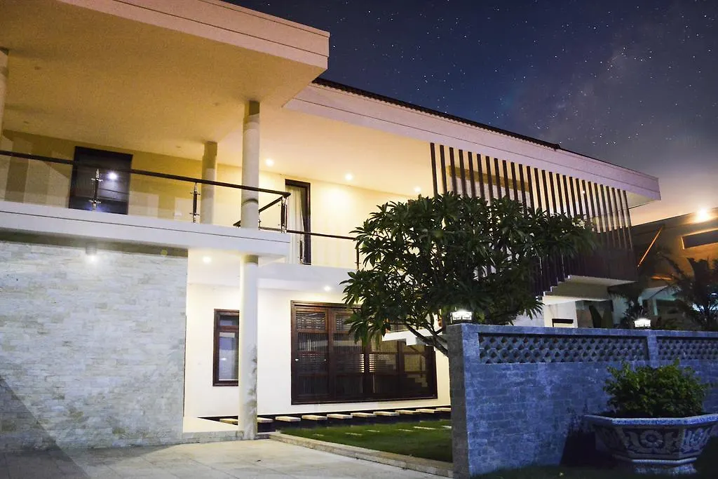 Diamond Bay Golf And Villas Nha Trang Resort