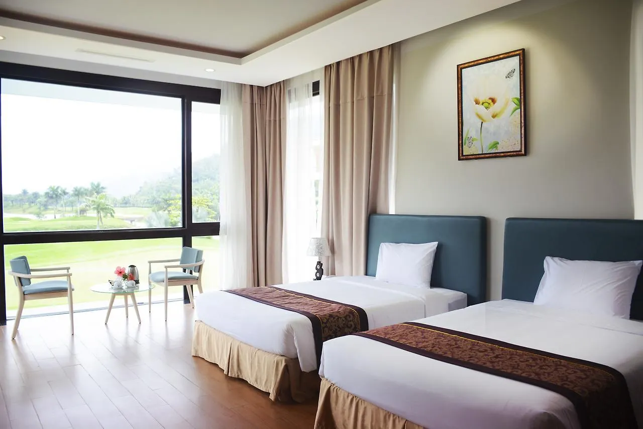 Diamond Bay Golf And Villas Nha Trang 5*,